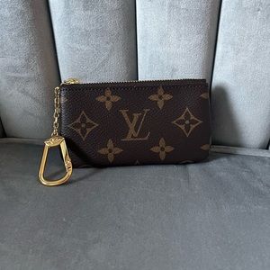 Authentic BNIB Louis Vuitton monogram key pouch